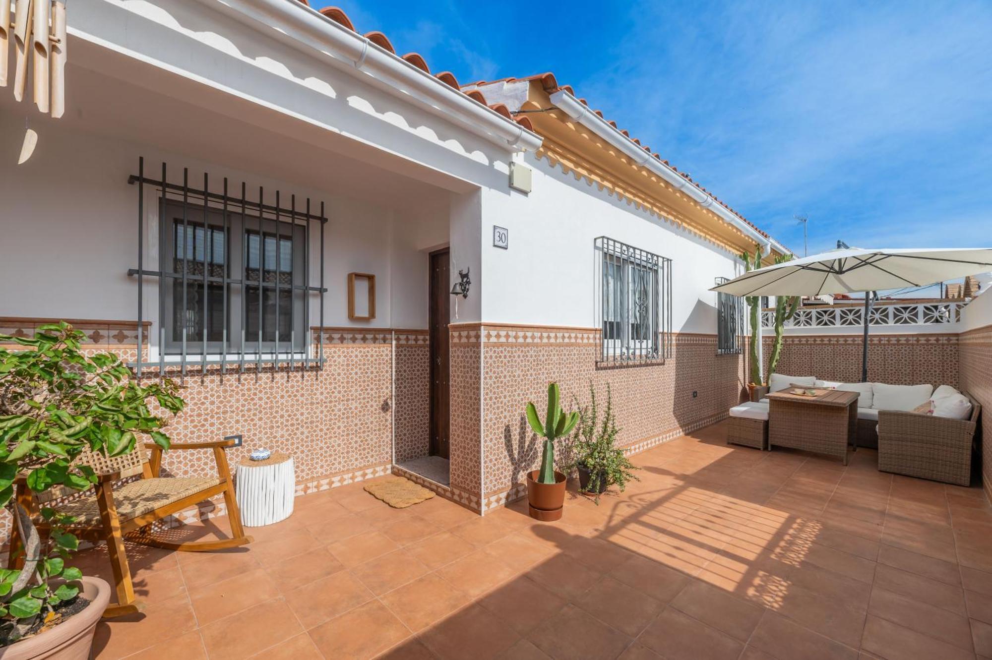 Casa Silvia - Piscina Y Playa Villa Malaga Luaran gambar